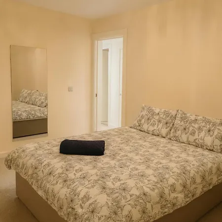 3 Bedroom In Centre, Cork