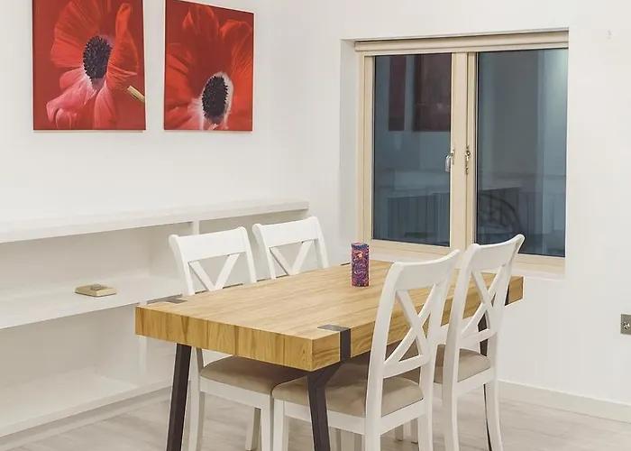 アパート 3 Bedroom In Centre, Cork *